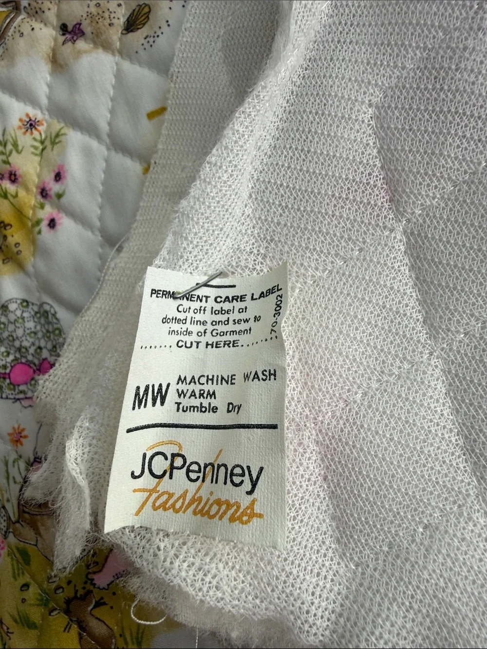 Vintage 1970s Quilted Fabric J Manes Bonnet Girl Prairie Novelty Print 2.25 Yds